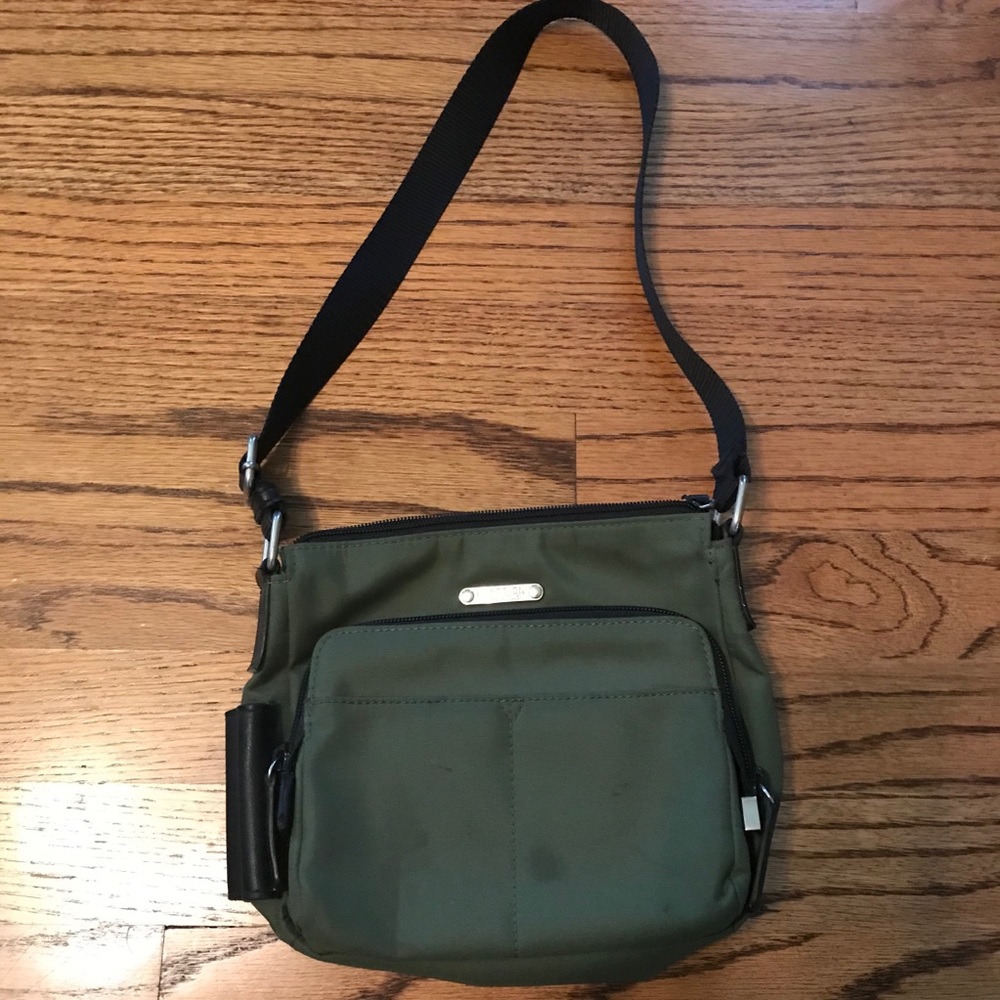 Kenneth Cole Reaction Green Khaki Purse